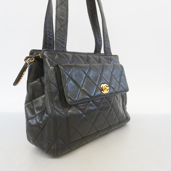 Auth Chanel shoulder bag matelasse lambskin black gold metal - Picture 2 of 10